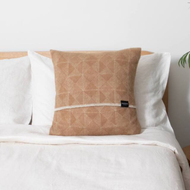 Native Natural Diamond Beige Wool Cushion 45x45cm - Size: 45 cm x 45 cm - image 1