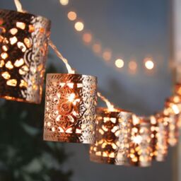 mysmartbuy Copper Finish Moroccan Style String Lights - Battery Powered Metal LED Home Lighting Lanterns - 173cm Long, Each Light H5 x 4cm - thumbnail 2