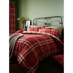 Catherine Lansfield Kelso Tartan Duvet Cover Set in Dark Red - Size: Double