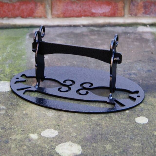 Poppyforge Oval (Victorian) Boot/Shoe Scraper - Shoe Cleaner - L20xW35xH12.7 cm in Black - image 1