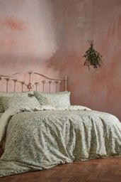 Edinburgh Weavers Malory Botanical Luxury Cotton Piped Duvet Cover Set in Green - Size: Double - thumbnail 1