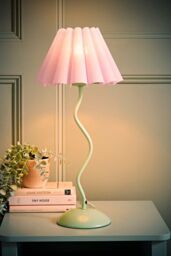 ValueLights Wiggle Lilac Pleated Scallop Lamp Shade Moss Green Metal Table Lamp - thumbnail 2