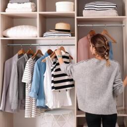 House of Home Extendable Wardrobe Pole 70-123CM Adjustable Rail Hanger Steel Heavy Duty Easy Assemble in Silver - thumbnail 4