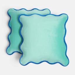 OHS 2 x Scallop Edge Matte Velvet Cushion Covers Home Décor in Aqua - Size: 45 cm x 45 cm - thumbnail 3