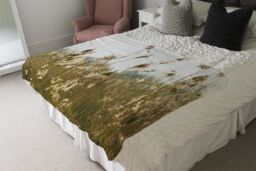 Benjamin Tate Design plumes Slimbridge Designer Blanket in Natural - Size: 120 cm x 150 cm - thumbnail 4