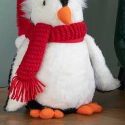 Samuel Alexander 40cm Soft Cuddly Puppa Penguin Christmas Decoration with Santa Hat in White - thumbnail 7