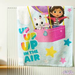 Gabby's Dollhouse Up Up The Air Cotton Towel in Bright Blue - thumbnail 4