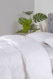 BHS All Natural 4.5 Tog Duck Feather & Down Duvet in White - Size: Double - thumbnail 5