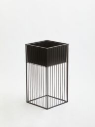 Orsina Versatile Design Floor Standing Planter, Robust Constructed Large Flower Pot For Garden, Easy To Maintain Pot in Black - thumbnail 4