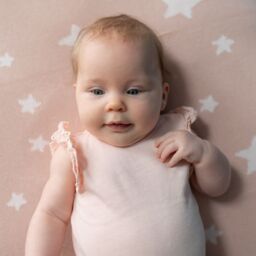 Ziggle Cotton Baby Blanket Pink Stars - Size: 75 cm x 100 cm - thumbnail 3