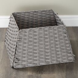Samuel Alexander Foldable Rattan Christmas Tree Skirt in Grey - thumbnail 2