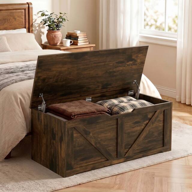 HOMCOM Storage Trunk for Living Room with Safety Hinges, 100cm, Rustic Brown - image 1