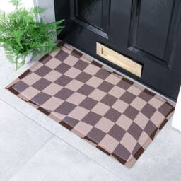 Artsy Mats Wavey Checkerboard Chocolate Brown Indoor Outdoor Doormat (70 x 40cm) - Size: 40 cm x 70 cm - thumbnail 1