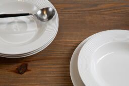 Orsina Elegant 16 Pc Ribbed Dinner Set, Ribbed Design Dinner Set For Kitchen, Glazed Finish Modern Dinner Set in White - thumbnail 2