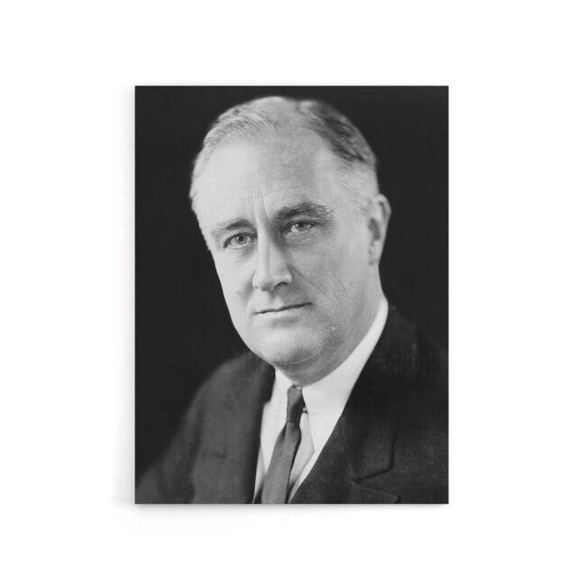 "Artery8 FDR Franklin D Roosevelt US President Canvas Wall Art Print in Grey - Size: W18"" x H24""" - image 1