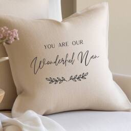 Aye Do Gifts Personalised Wonderful Nan, Gran, Grandma Cushion in Cream - Size: 40 cm x 40 cm