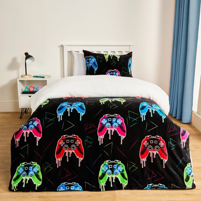 OHS Glow In The Dark Ultra Soft Gaming Print Kids Duvet Cover Set with Pillowcase in Black - Size: Double - image 1