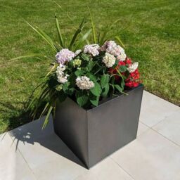 Woven Wood 60cm Zinc Silver & Black Textured Square Planter - thumbnail 4