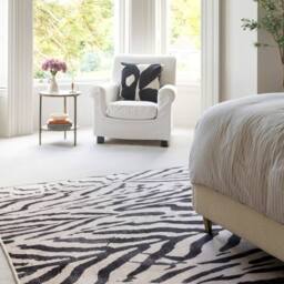 Kukoon Zebra Print Cotton Chenille Rug Black White Machine Washable - Size: 160 cm x 230 cm - thumbnail 7