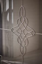 Dibor Contemporary Country Folding Fireplace Guard Silver Fire Screen H86cm x W75cm - thumbnail 3