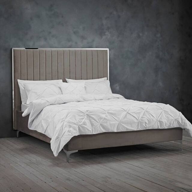 Lemon Pavilion Furniture Berkeley Kingsize Bed - Velvet - L217 x W168 x H142.5 cm - Grey - Size: King - image 1