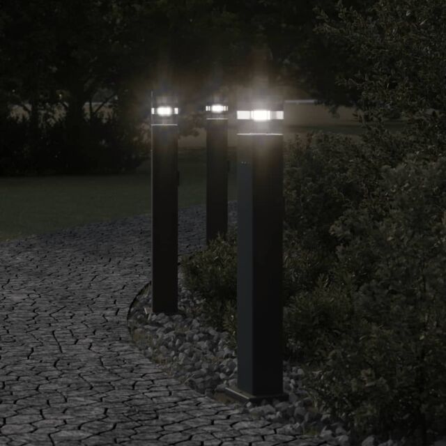 Berkfield Home Outdoor Floor Lamps with Outlet 3pcs Black 80 cm Aluminium - image 1
