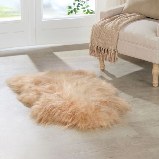 Native Natural Cappuccino Icelandic Sheepskin Rug in Beige - Size: Large