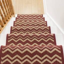 runrug Stair Runner Carpet - Durable, Non-Slip, 7mm - 'Chevron' in Red - Size: 80 cm x 660 cm - thumbnail 5