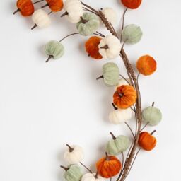Scottish Everlastings Ltd 150cm Velvet Pumpkin Garland - orange-mint-cream in Orange - thumbnail 2