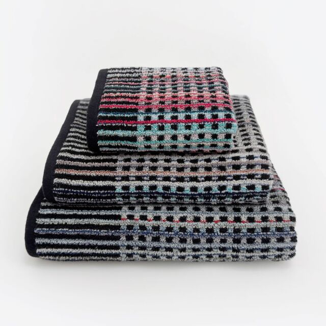 Allure Bath Fashions Carnival Repurposed Cotton Zero Twist Towels - image 1