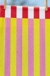Dyzi Contrasting Stripe Cotton Beach Towel Soft Absorbent 70x152cm in Yellow - Size: 70x152 cm - thumbnail 3