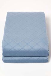 Homescapes Diamond Quilted Velvet Throw in Blue - Size: 150 cm x 200 cm - thumbnail 2