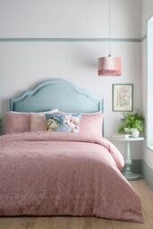 Appletree 'Toria' Arts & Crafts Floral Jacquard Duvet Cover Set in Light Pink - Size: Super King - thumbnail 5