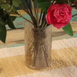 Serenityy Pino Tall Glass Vase & Candle Holder - Leaf Design, 19x11 cm in Clear - thumbnail 4