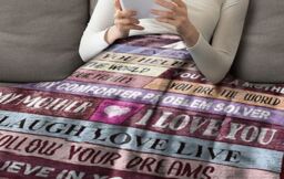 Leaper Personal Love Letter Fleece Blanket in Dark Red - Size: Double - thumbnail 5