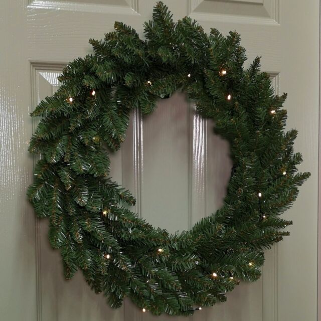 Samuel Alexander 60cm Plain Green Christmas Wreath with 50 Warm White LEDs & 160 Bullet Tips - image 1