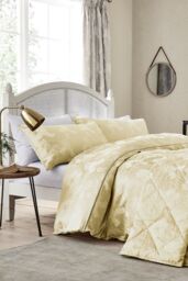 Sanderson 'Ashbee' Quilted Throw in Gold - thumbnail 2