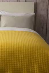 Belledorm Crompton Throw 150cm X 200cm in Yellow - Size: 150 cm x 200 cm - thumbnail 1