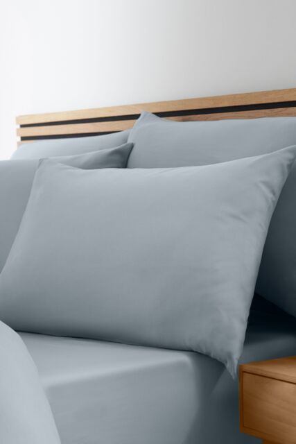 Catherine Lansfield So Soft Non Iron Fitted Sheet in Mid Grey - Size: Super King Fitted - image 1