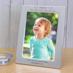 Uniqueful Women's Personalised Mummy Love You To The Moon Silver Plated Frame 6x4