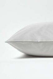 Homescapes Continental Egyptian Cotton Pillowcase 200 TC, 60 x 60 cm in Silver - thumbnail 2