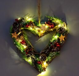 Shatchi 30cm Prelit Heart Wreath Battery Operated - Wooden Twigs Base Decorated - thumbnail 4