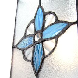 Happy Homewares Traditional Clear Glass Tiffany Style Pendant Light Shade with Coloured Panels in Teal - thumbnail 4