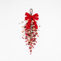 Scottish Everlastings Ltd 52cm Red Bauble & Berry Teardrop Wreath (Swag) - thumbnail 2