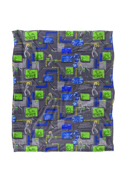 Teenage Mutant Ninja Turtles : Mutant Mayhem Sewer Tech Pattern Silky Touch Super Soft Throw Blanket 152 X 127 cm in White - image 1