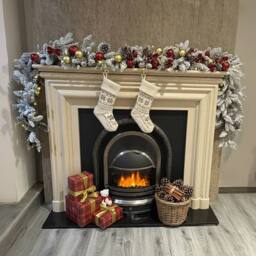 Outdoor Living 270cm Premium Mixed branch pre-lit Snow Christmas Garland in White - thumbnail 6