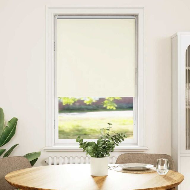 Berkfield Home Roller Blind Blackout Off-White 80x130 cm Fabric Width 75.7 cm Polyester in White - image 1