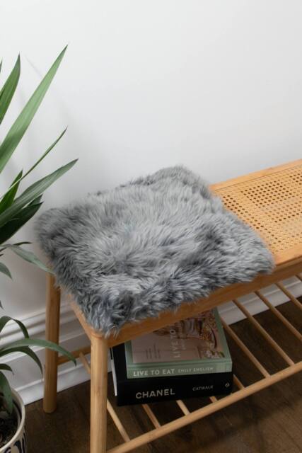 Native Natural Sheepskin Chair Pad Square Grey - Size: 40 cm x 40 cm - image 1