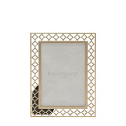 "IMPRESSIONS Lattice Cut Metal Photo Frame 5"" x 7"" in Gold" - thumbnail 3