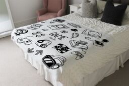 Benjamin Tate Design Game Doodles Blanket in Natural - Size: 120 cm x 150 cm - thumbnail 3